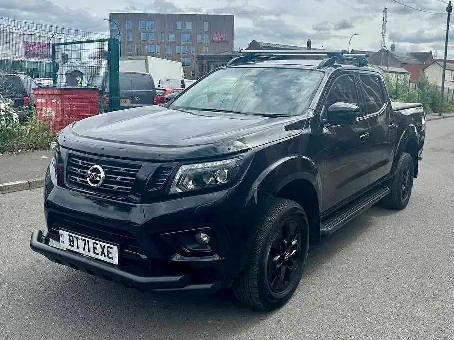 Used Nissan Navara N-Guard 190 HP (139 kW) 2021 Black Pickup