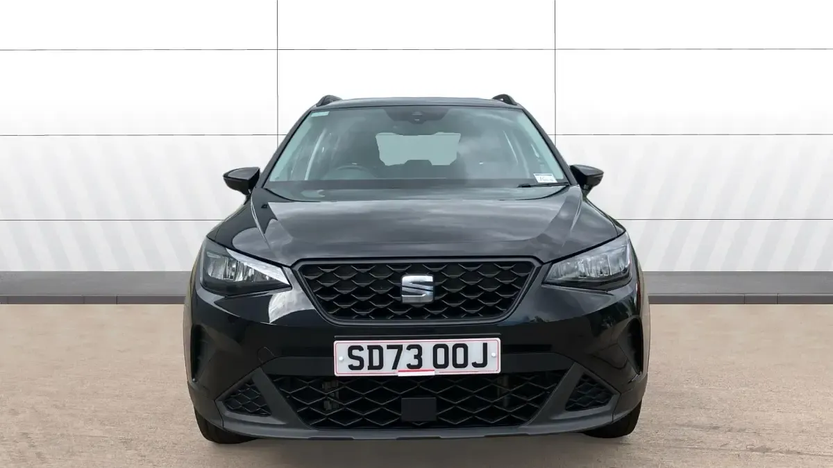Used Seat Arona SE Technology 95 HP (69 kW) 2023 Blue SUV