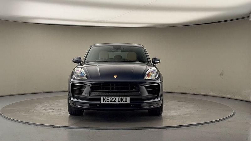 Used Porsche Macan 440 HP (323 kW) 2022 Night blue SUV