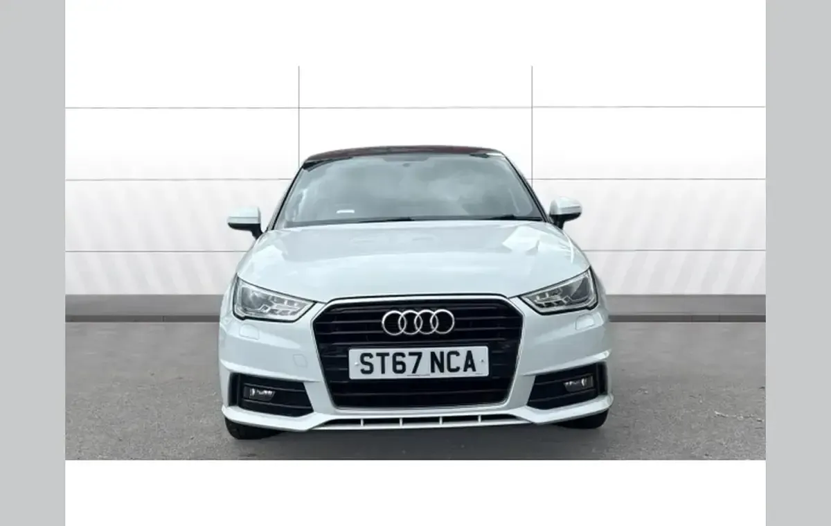Used Audi A1 S-Line 125 HP (91 kW) 2017 White Hatchback