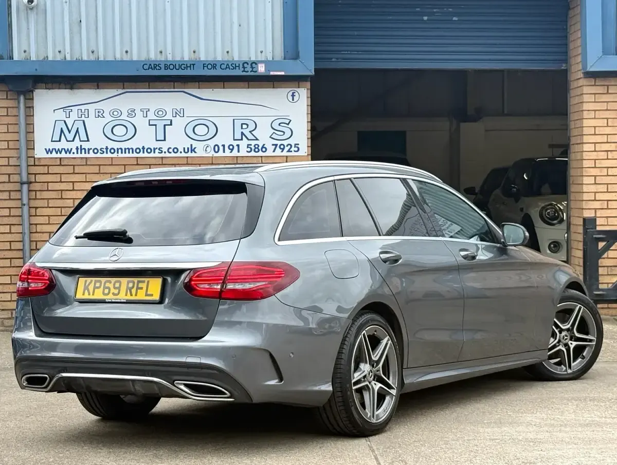Used Mercedes C220 AMG Line Premium 191 HP (140 kW) 2019 Grey Estate