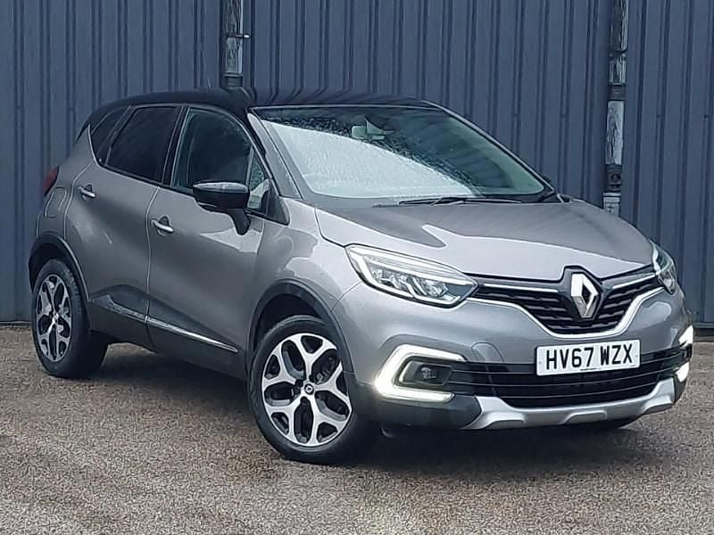 Used Renault Captur Dynamique 90 HP (66 kW) 2017 Grey SUV