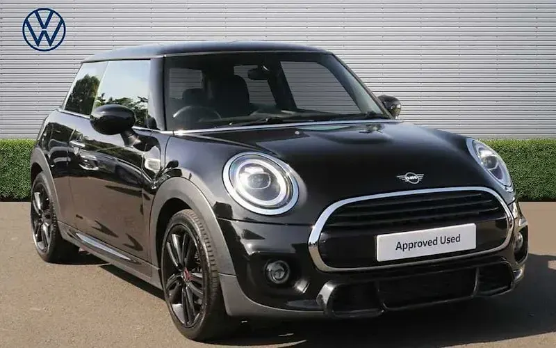 Used Mini Cooper Hatch 136 HP (100 kW) 2021 Hatchback