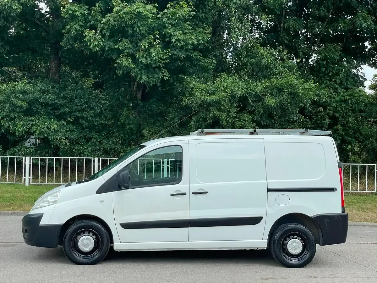 Used Peugeot Expert 90 HP (66 kW) 2013 White Van