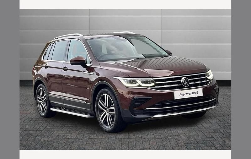 Dolphin grey Used 2021 VW Tiguan Elegance SUV | £22,490 (Fair price) - Image 1/4