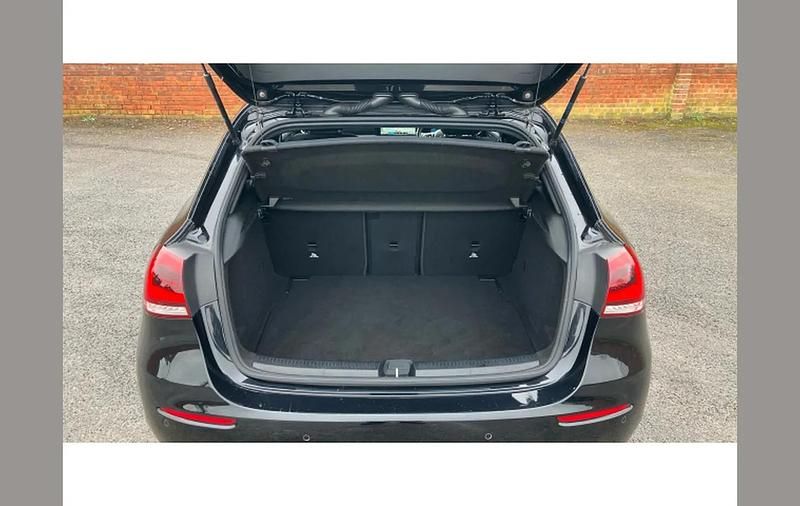 Used Mercedes A180 Executive 116 HP (85 kW) 2021 Black Hatchback