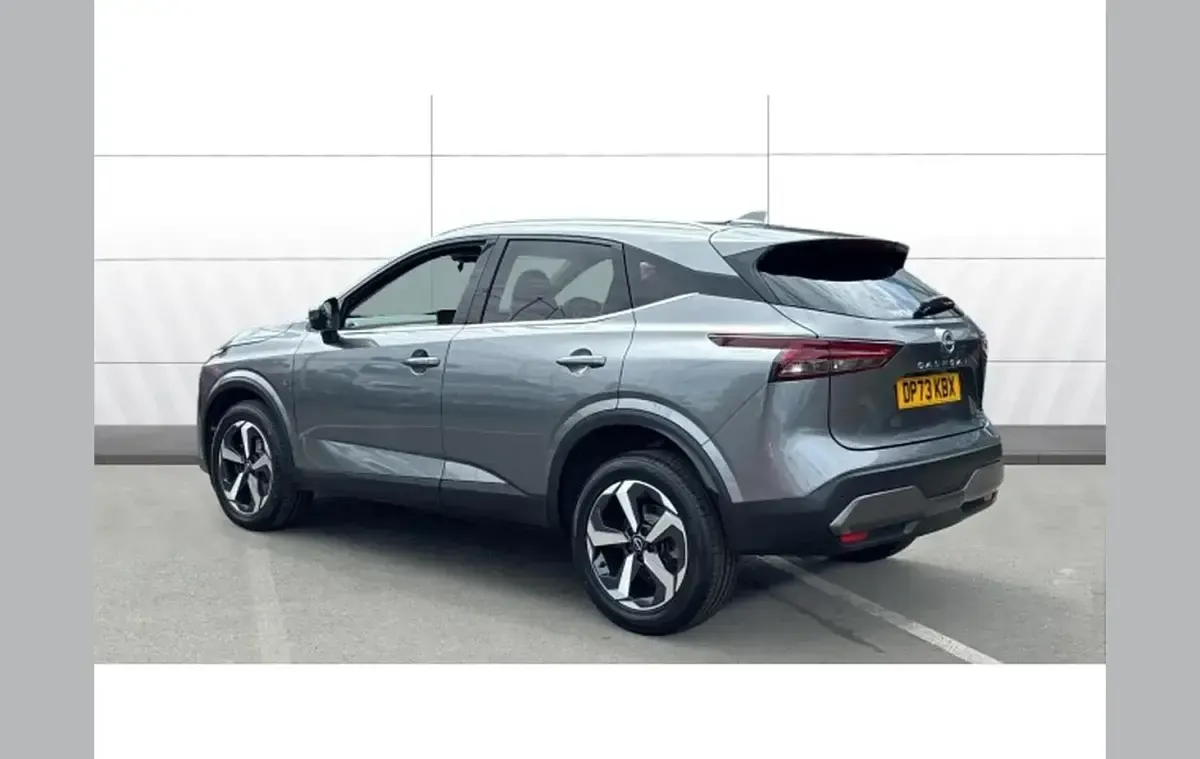 Used Nissan Qashqai N-Connecta 155 HP (114 kW) 2023 Grey SUV