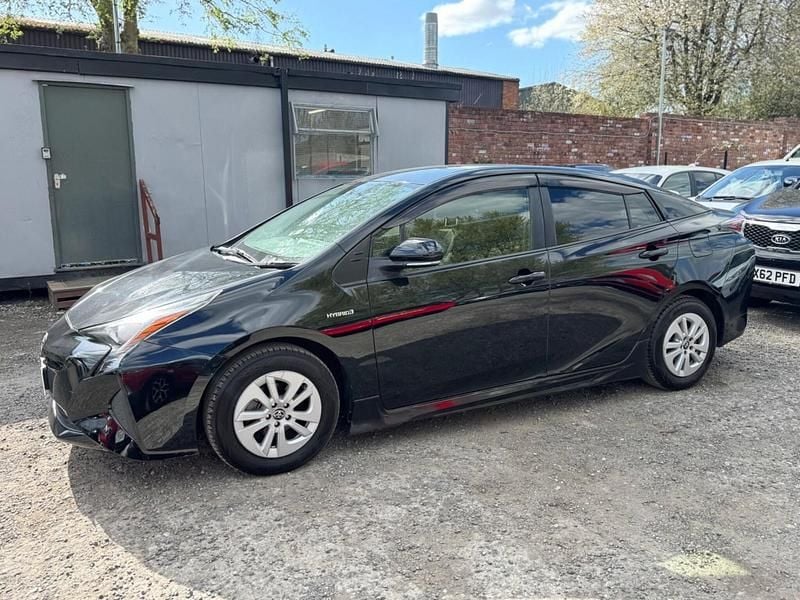 Usado Toyota Prius Active 122 HP (89 kW) 2026 Preto Citadino