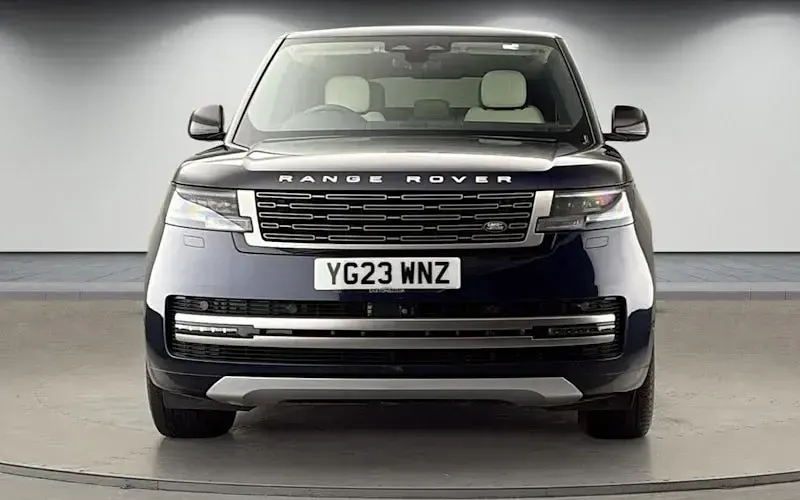 Used Land Rover Range Rover SE 441 HP (324 kW) 2022 Portofino blue SUV