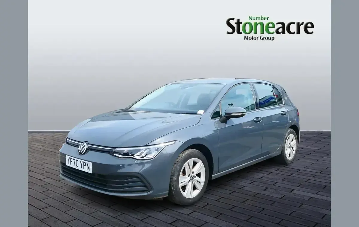 Used VW Golf VIII Life 147 HP (108 kW) 2020 Grey Hatchback