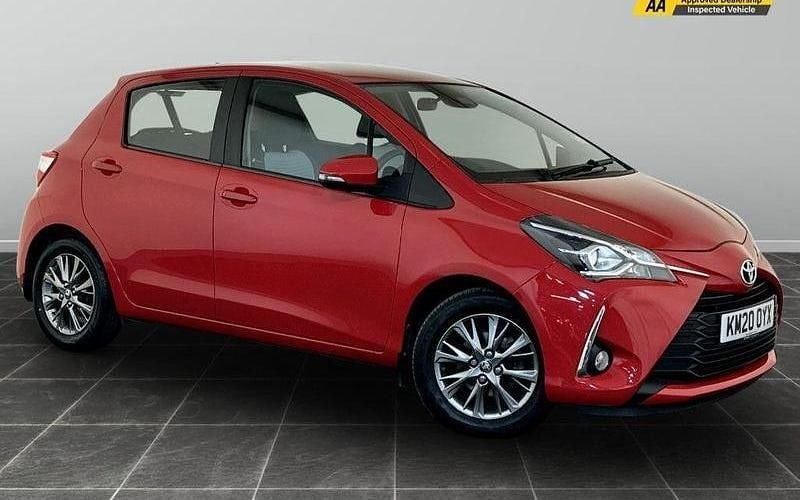 Red Used 2020 Toyota Yaris Hatchback | £7,995 (Fair price) - Image 1/2