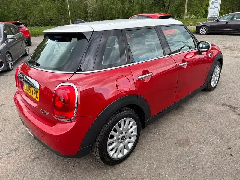 Używany Mini Cooper 2015 Czerwony Hatchback
