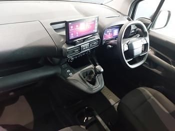 Used Vauxhall Combo 100 HP (73 kW) 2024 White Van