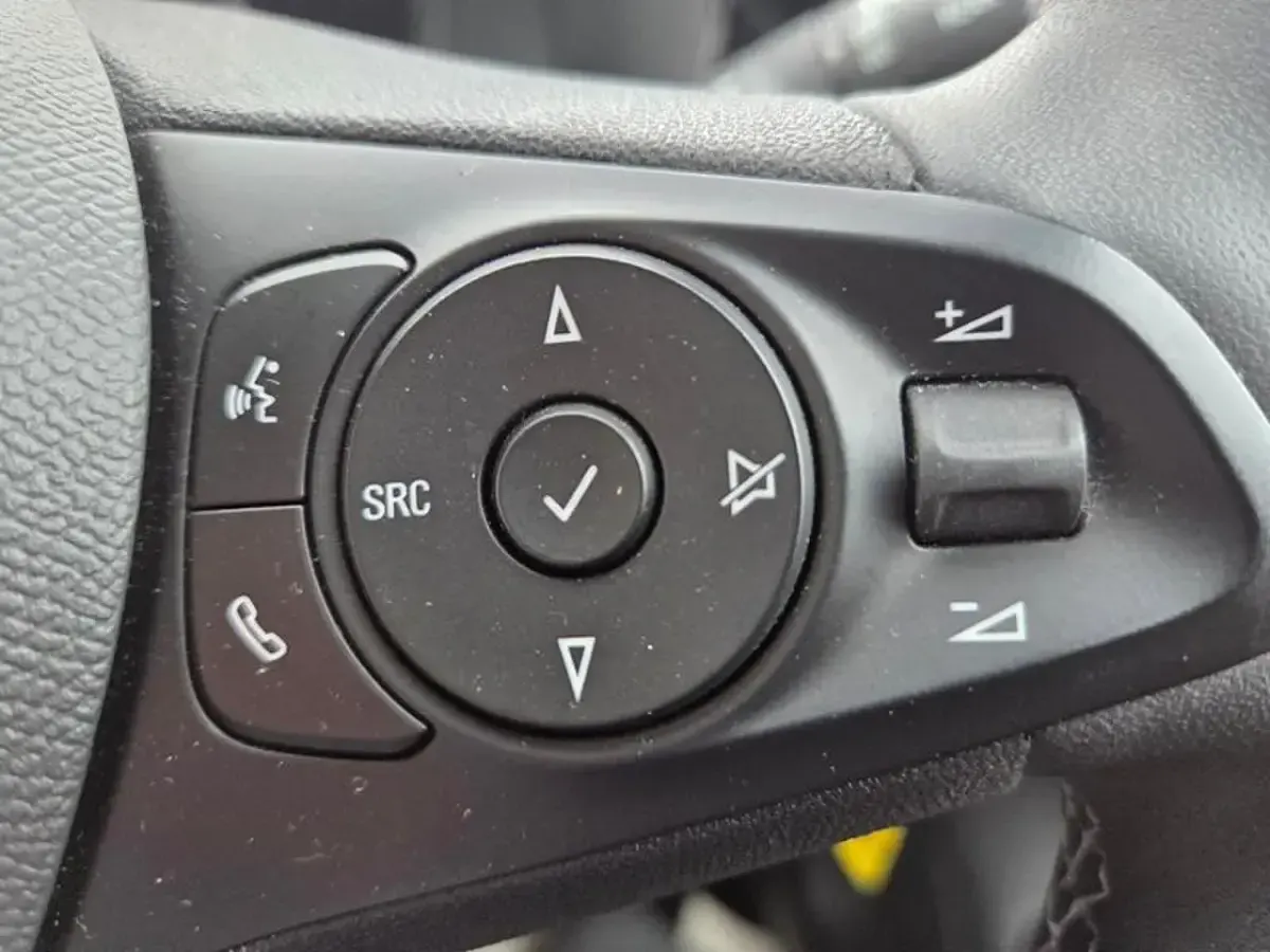 Used Vauxhall Corsa 74 HP (54 kW) 2023 Grey Hatchback