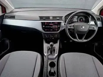 Używany Seat Arona SE Technology 115 KM (84 kW) 2019 Czerwony SUV
