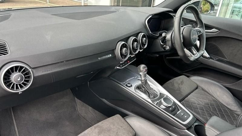 Image 2/4