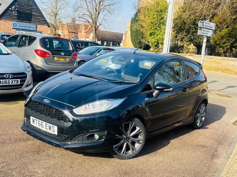 Used Ford Fiesta ST-Line 140 HP (102 kW) 2017 Black Hatchback