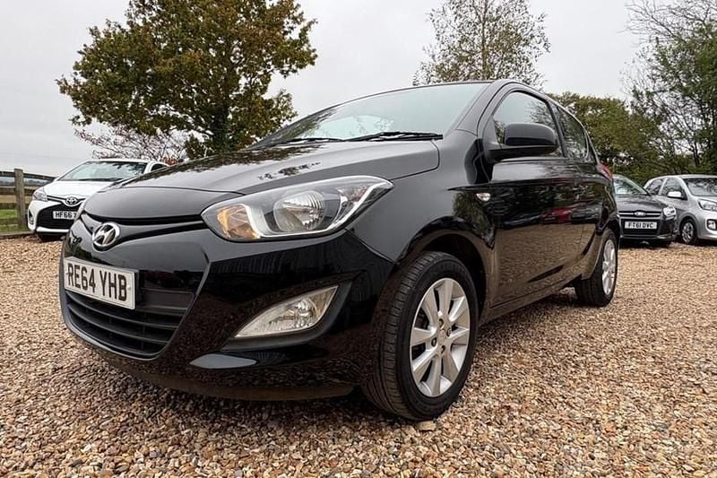 Black Used 2014 Hyundai i20 Active Hatchback | £5,995 (Fair price) - Image 1/1