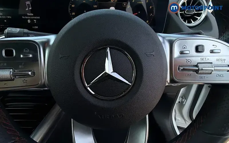 Used Mercedes GLA200 AMG Line Premium 163 HP (119 kW) 2022 White SUV