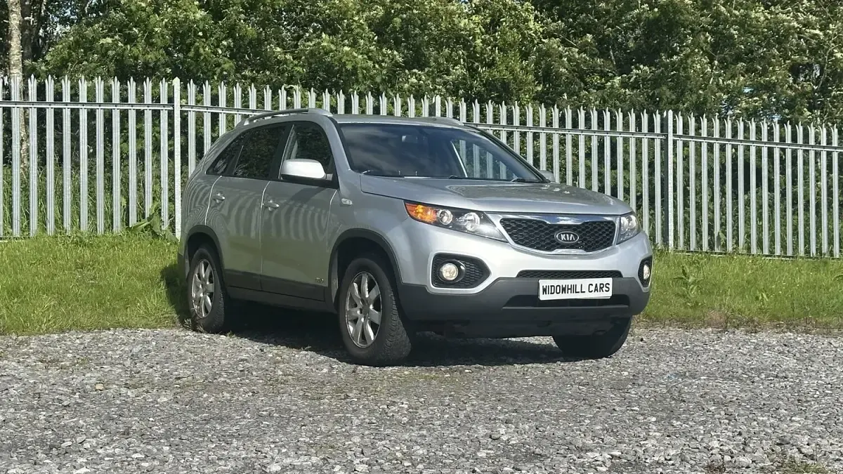 Used Kia Sorento 197 HP (144 kW) 2010 Silver SUV