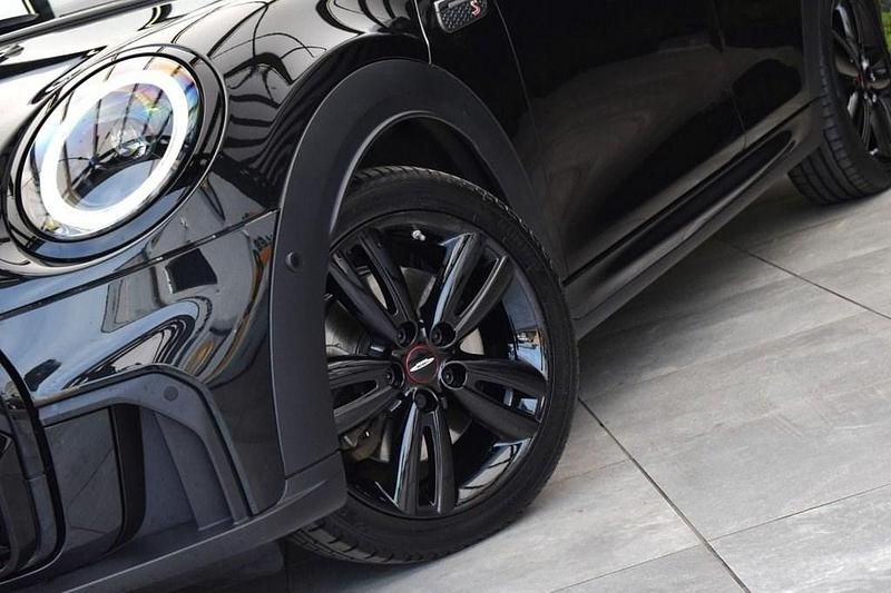 Usado Mini Cooper S Hatch 178 HP (130 kW) 2023 Preto Citadino