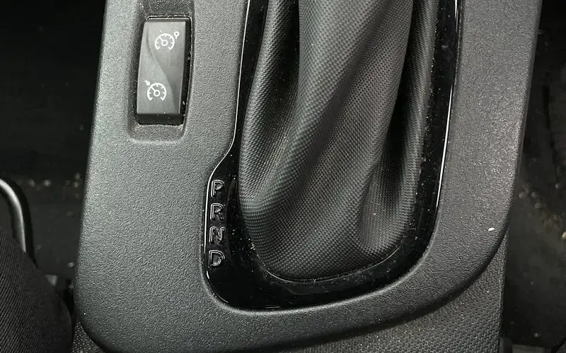 Used Renault Zoe Dynamique 80 kW (109 HP) 2018 Blue Hatchback