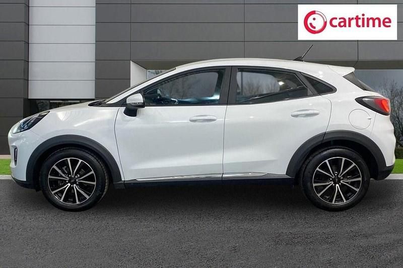 Usado Ford Puma Titanium 125 CV (91 kW) 2022 Blanco SUV