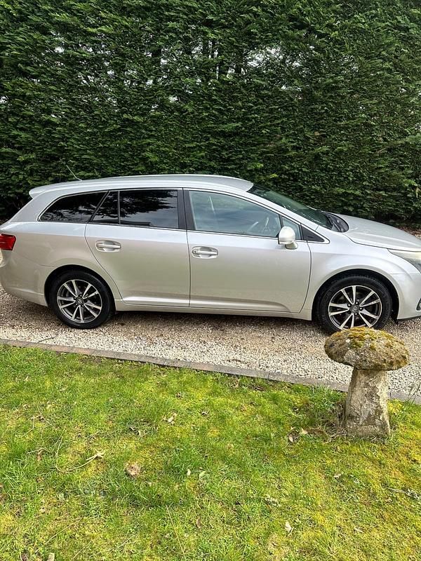 Used Toyota Avensis 2012 Silver Estate