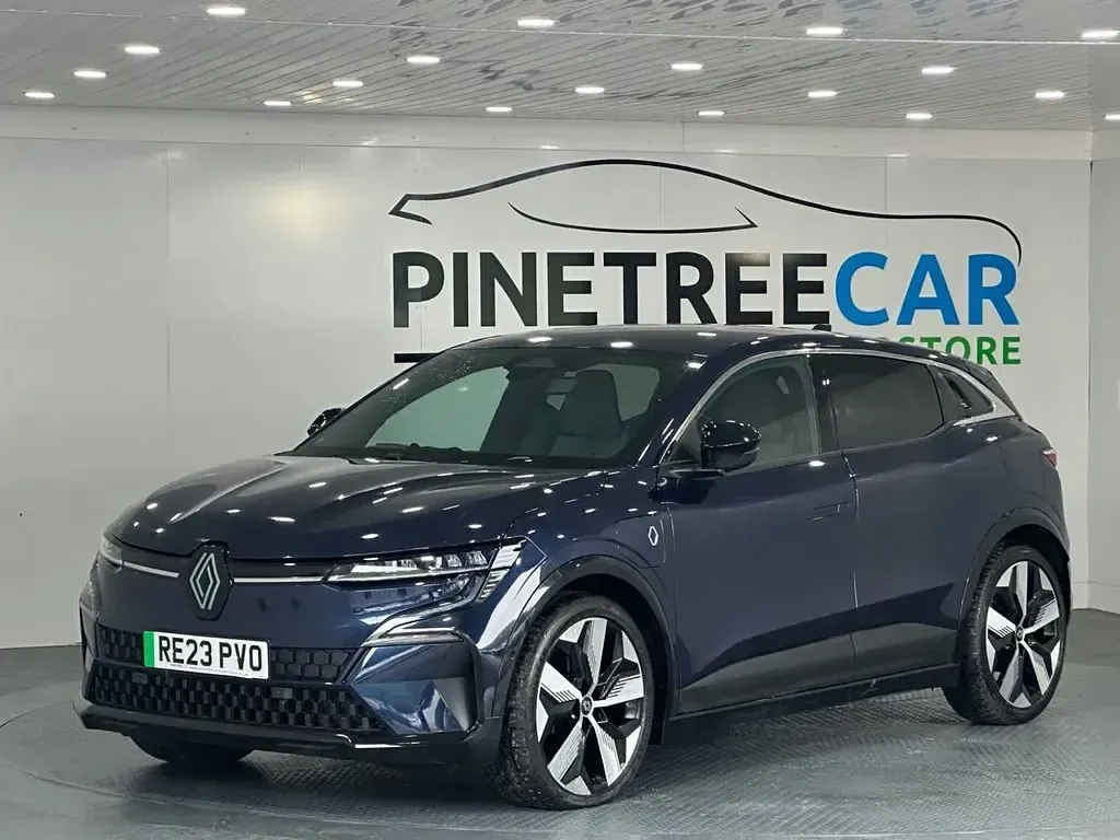Used Renault Megane E-Tech Techno 161 kW (220 HP) 2023 Blue Hatchback