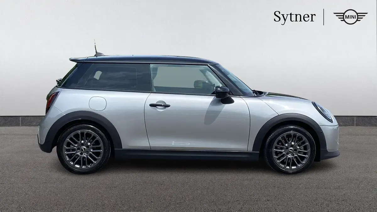 Used Mini Cooper S Hatch 201 HP (147 kW) 2024 Silver Hatchback