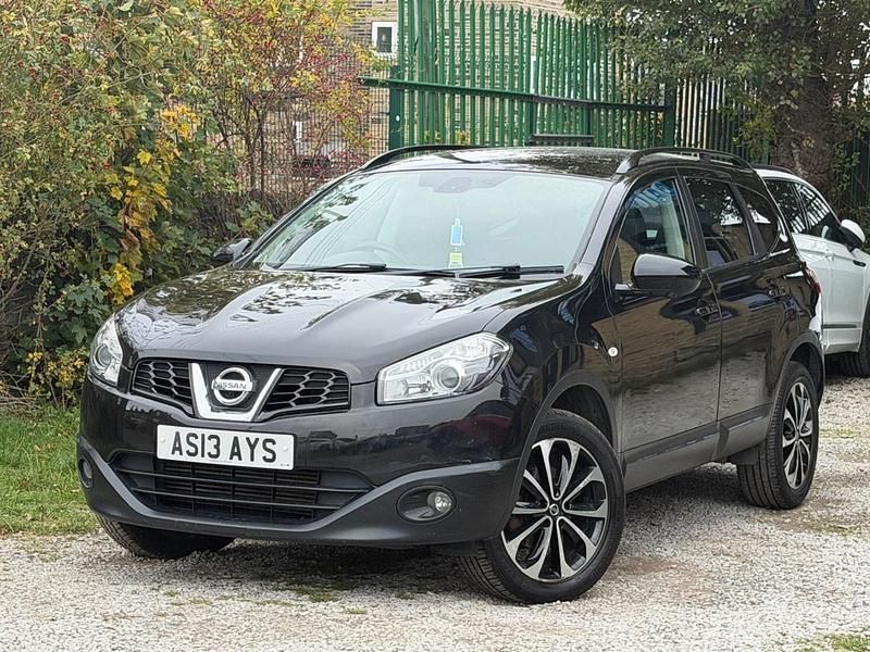 Black Used 2013 Nissan Qashqai +2 360º SUV | £3,990 (Fair price) - Image 1/4