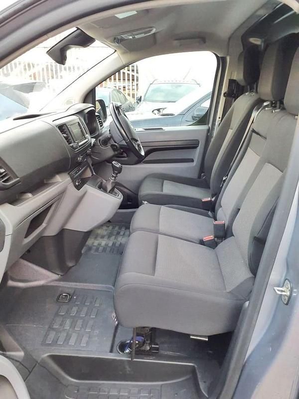 Used Vauxhall Vivaro Elite 2022 Grey MPV