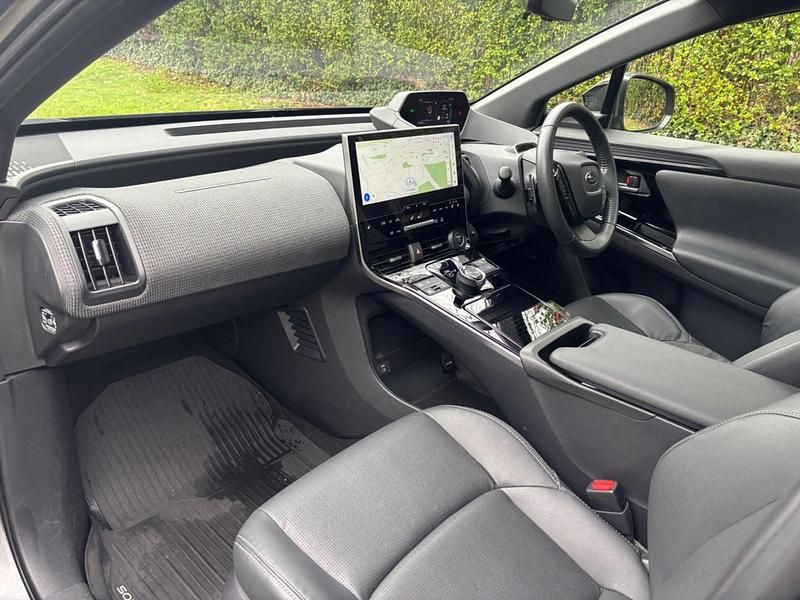 Used Subaru Solterra 150 kW (204 HP) 2022 Silver SUV