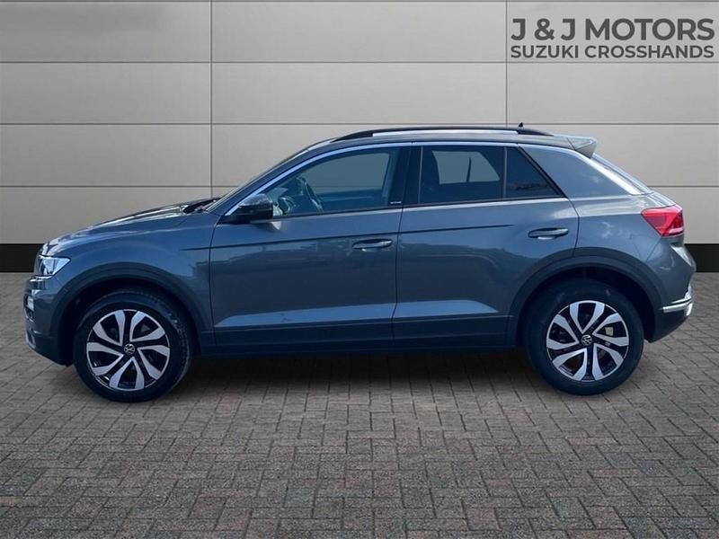 Used VW T-Roc Active 110 HP (80 kW) 2021 Grey SUV