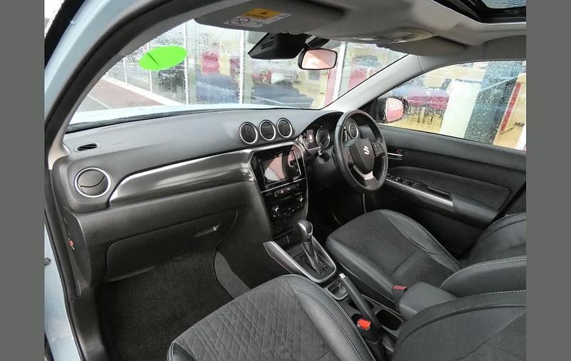 Used Suzuki Vitara SZ5 113 HP (83 kW) 2022 Blue SUV