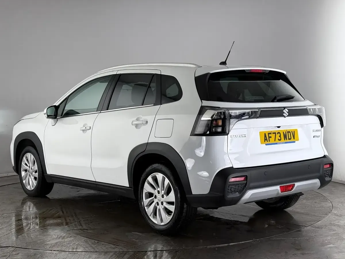 Used Suzuki SX4 S-Cross 2023 White SUV