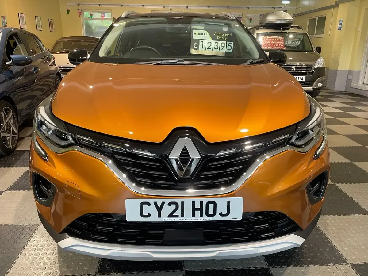 Used Renault Captur Version S 2021 Gold SUV