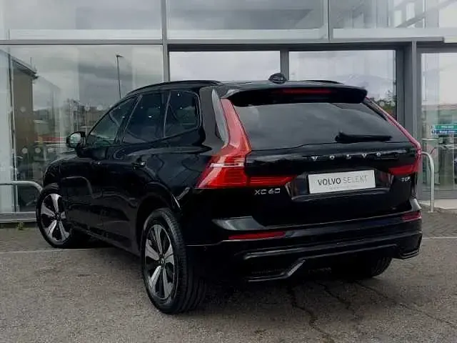Used Volvo XC60 Plus 350 HP (257 kW) 2025 Black SUV