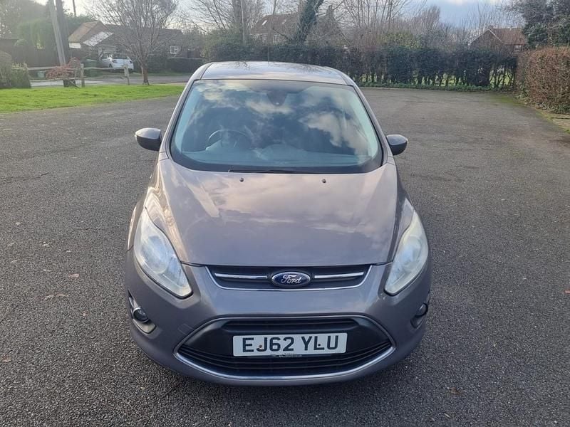 Used Ford C-MAX Zetec 125 HP (91 kW) 2012 Brown MPV