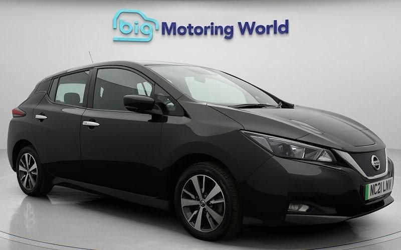 Used 2021 Nissan Leaf Acenta Hatchback | £8,100 (Good price) - Image 1/4