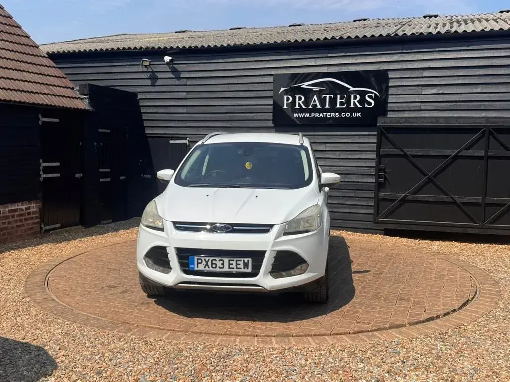 Used Ford Kuga Titanium 163 HP (119 kW) 2013 White SUV
