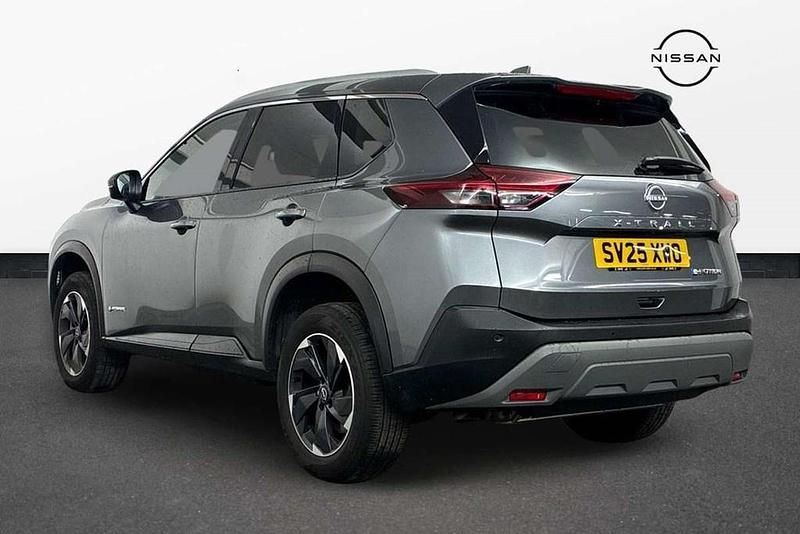 Used Nissan X-Trail N-Connecta 213 HP (156 kW) 2025 Grey SUV