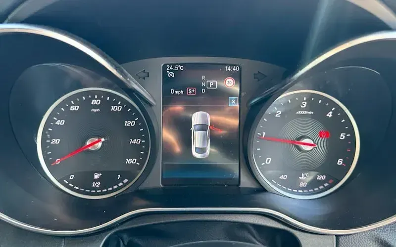 Used Mercedes C220 AMG line 194 HP (142 kW) 2019 Red Coupe