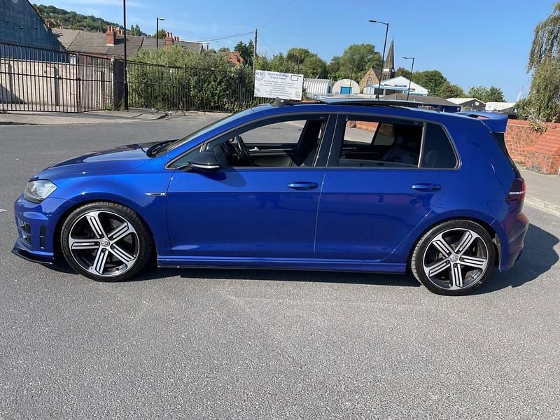 Used VW Golf VII R 2016 Blue Hatchback