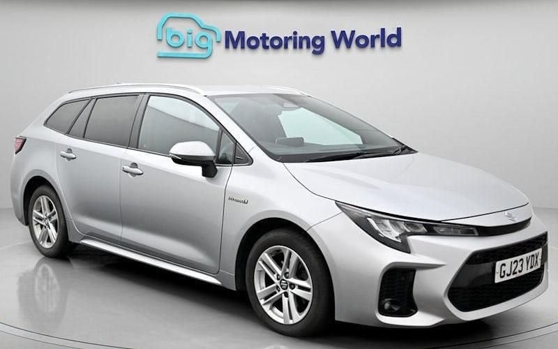 Used Suzuki Swace 140 HP (102 kW) 2023 Estate