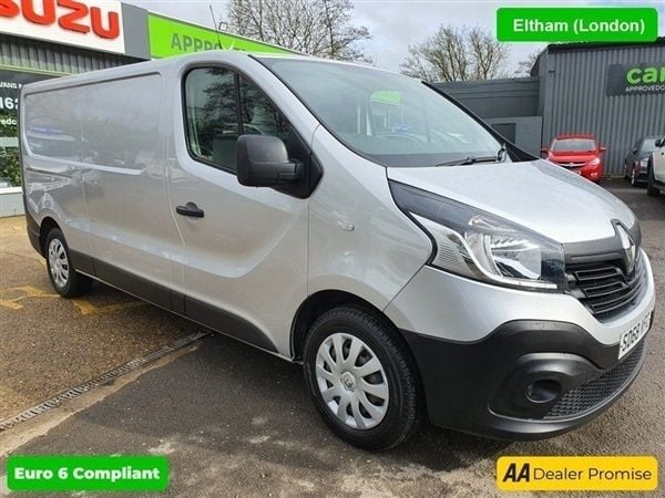 Silver Used 2018 Renault Trafic Business Van | £11,999 (Fair price) - Image 1/3