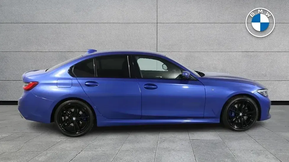 Used BMW 320 M Sport 181 HP (133 kW) 2021 Blue Sedan