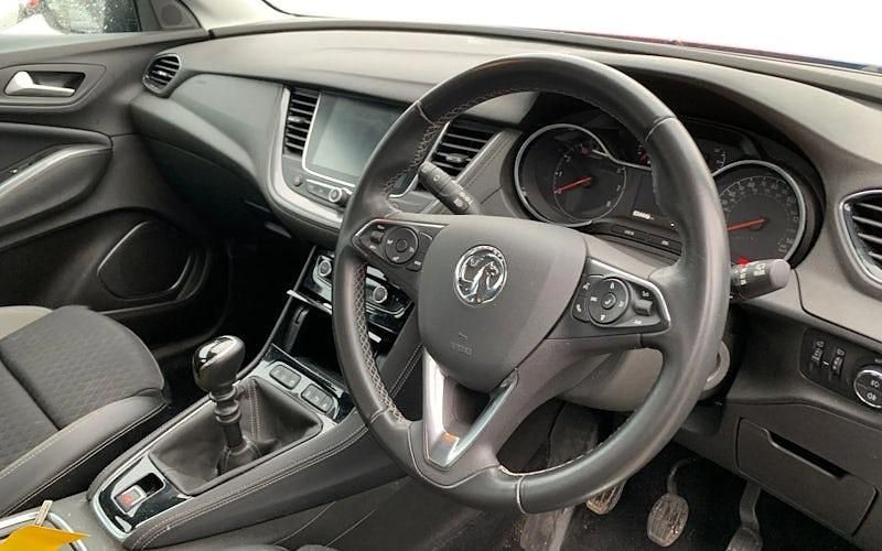 Used Vauxhall Grandland X Sport 131 HP (96 kW) 2019 Blue SUV