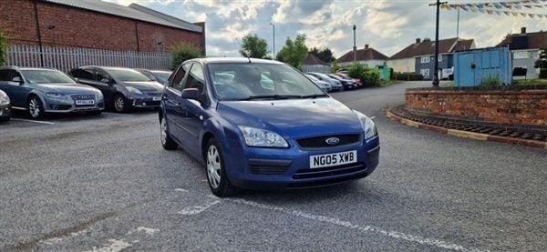 Blue Used 2005 Ford Focus Hatchback | £2,490 (Fair price) - Image 1/1