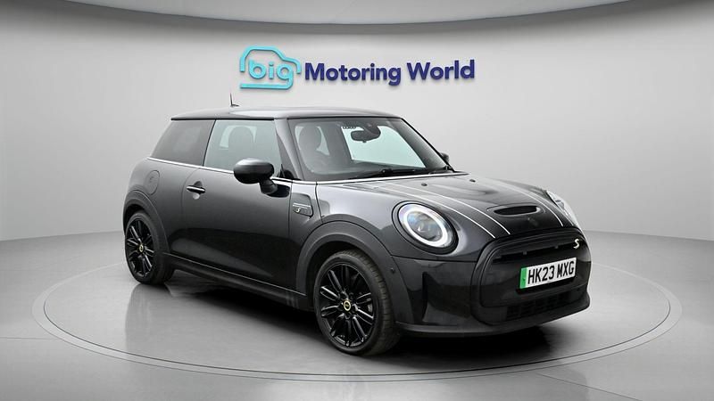 Used Mini Cooper SE Hatch 133 kW (181 HP) 2023 Hatchback